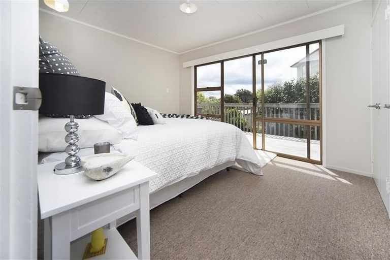 Photo of property in 86 Stanmore Bay Road, Stanmore Bay, Whangaparaoa, 0932