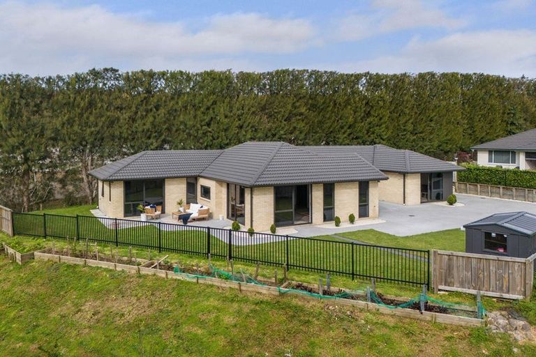 Photo of property in 14 Layla Place, Katikati, 3178