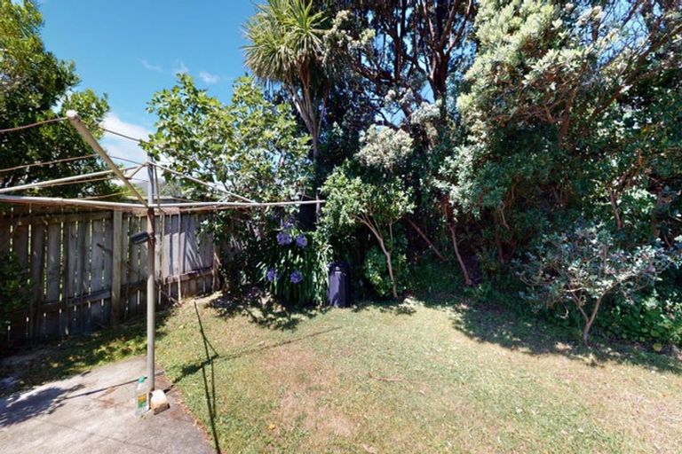 Photo of property in 20 Stephen Street, Johnsonville, Wellington, 6037