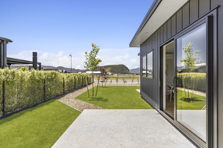 Photo of property in 26 Deans Drive, Wanaka, 9382