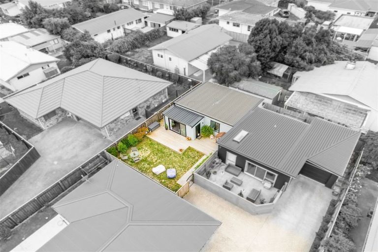 Photo of property in 75b Ward Street, Wallaceville, Upper Hutt, 5018