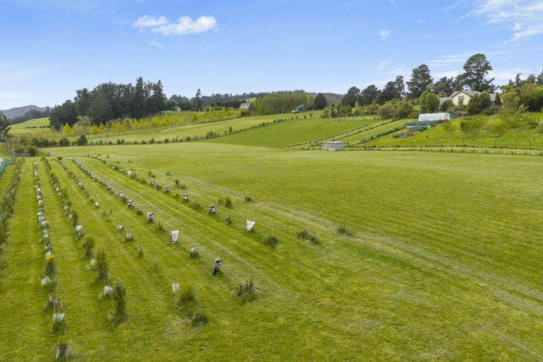 Photo of property in 12 Makerikeri Road, Loburn, Rangiora, 7472