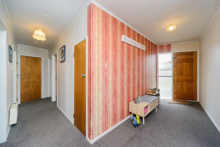 Photo of property in 15 Cavendish Crescent, Awapuni, Palmerston North, 4412