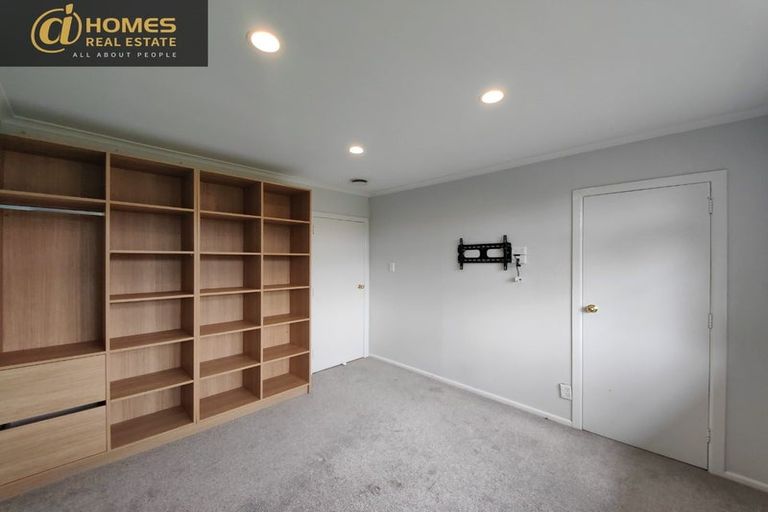 Photo of property in 13 Westall Road, New Lynn, Auckland, 0600