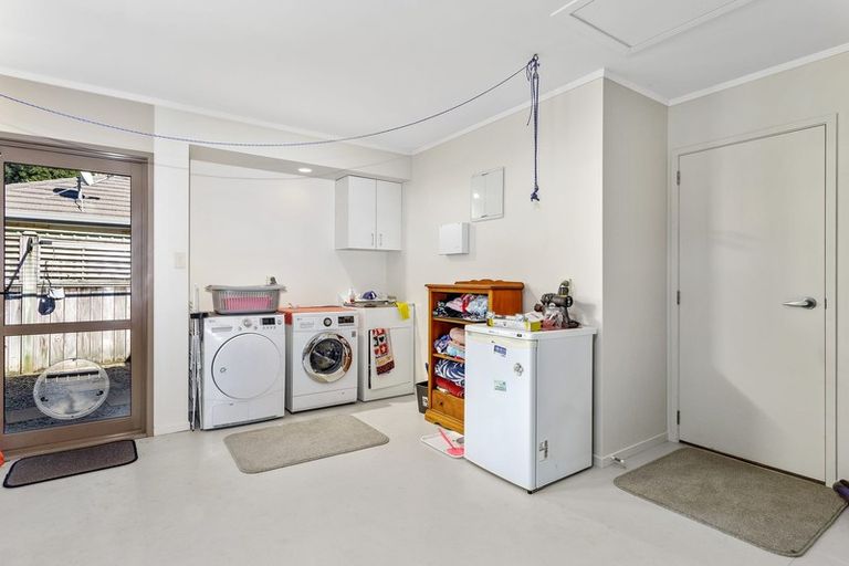 Photo of property in 15 Shark Bay Close, Ohope, 3121