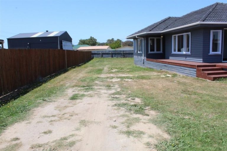 Photo of property in 22 Rangatira Drive, Mangakino, 3421