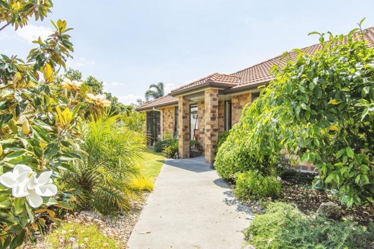 Photo of property in 120 Longview Drive, Papamoa Beach, Papamoa, 3118