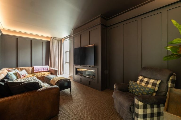 Photo of property in 366 Frankley Road, Ferndale, New Plymouth, 4310