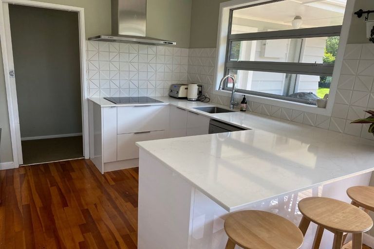 Photo of property in 1 Lomita Road, Johnsonville, Wellington, 6037