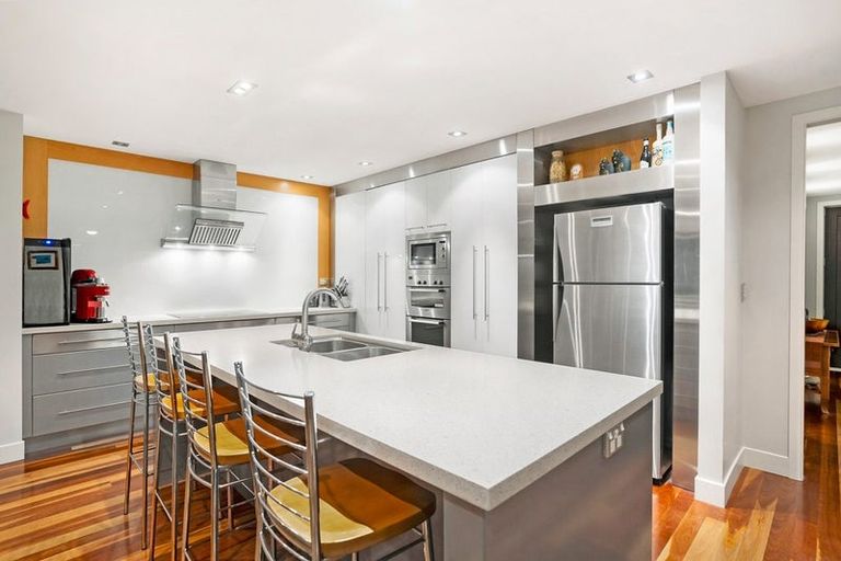 Photo of property in 41 Prospect Terrace, Milford, Auckland, 0620