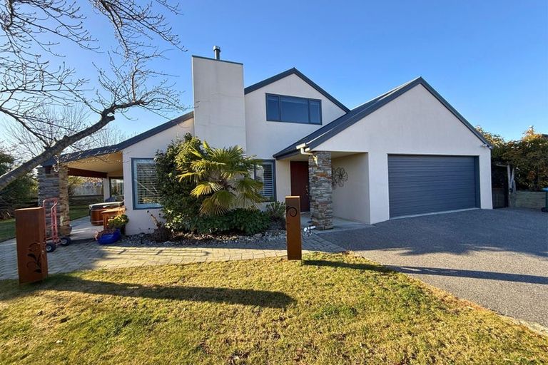 Photo of property in 67 Kings Drive, Wanaka, 9305