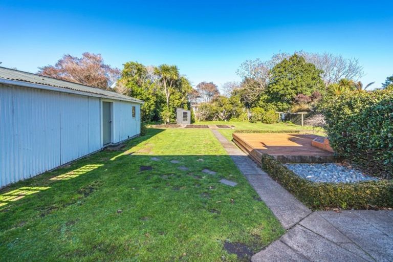 Photo of property in 19 Tarata Street, Saint Johns Hill, Whanganui, 4501