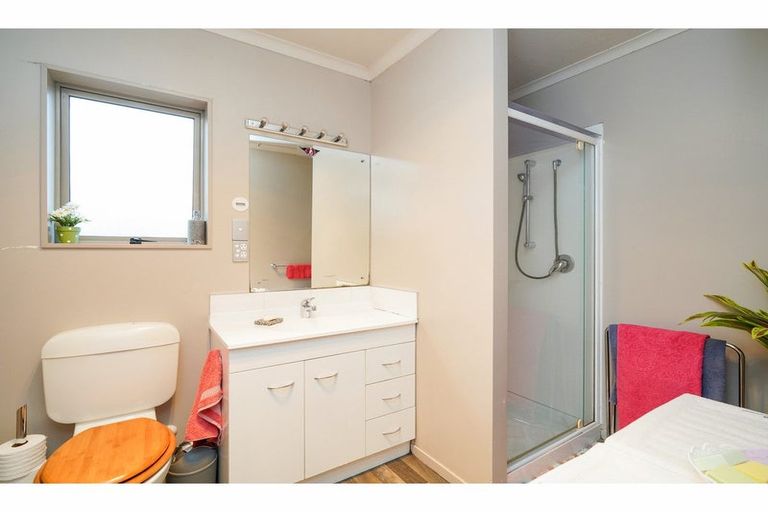 Photo of property in 33 Oteramika Road, Rockdale, Invercargill, 9812