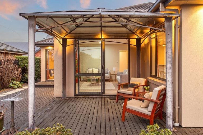 Photo of property in 4 Cayman Close, Shirley, Christchurch, 8052