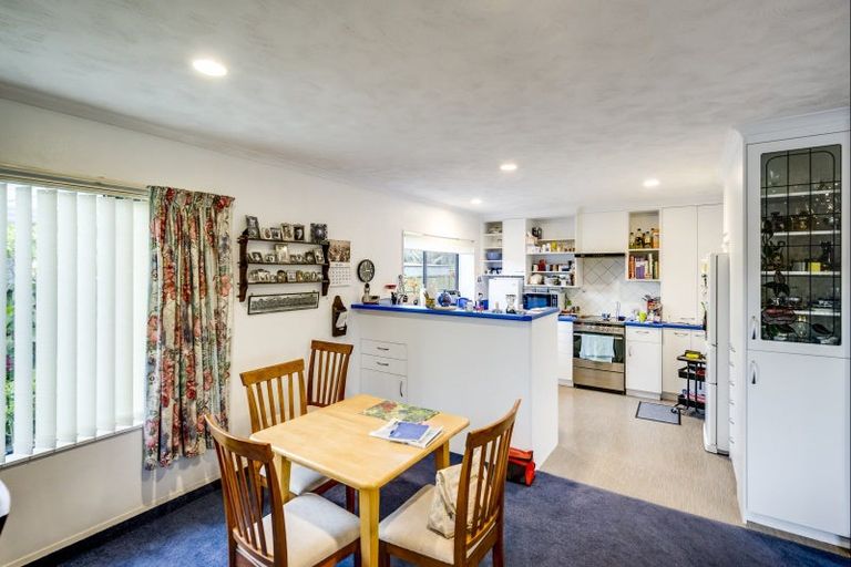 Photo of property in 2/7 Wilton Row, Taradale, Napier, 4112