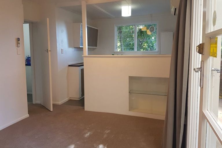 Photo of property in 51 Toroa Street, Torbay, Auckland, 0630