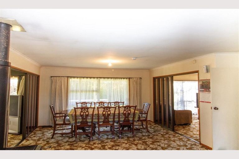 Photo of property in 8 Ameku Road, Raetihi, 4632