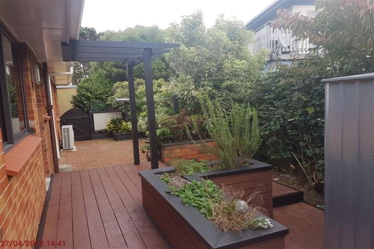 Photo of property in 12 Kapekape Place, Pukerua Bay, 5026