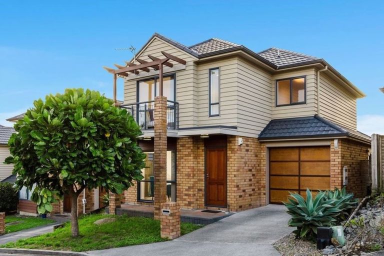 Photo of property in Hibiscus Garden, 3 Lavender Garden Lane, Oteha, Auckland, 0632