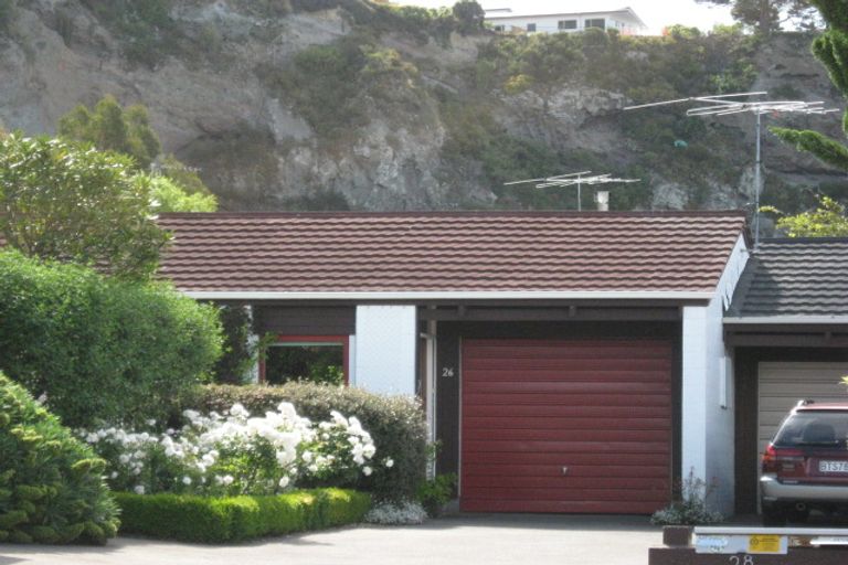 Photo of property in 26 Raekura Place, Redcliffs, Christchurch, 8081