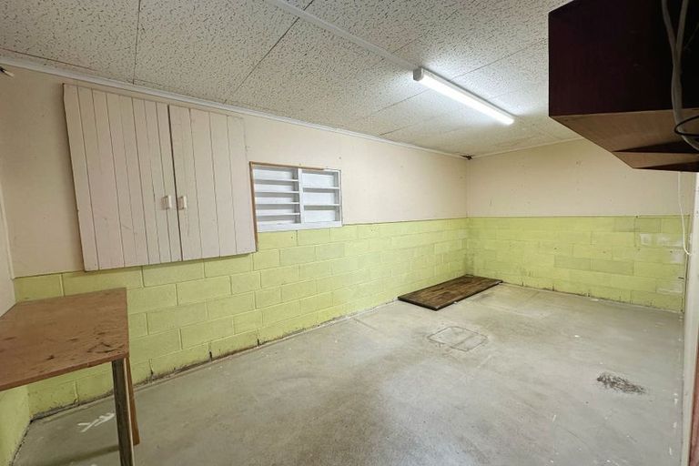 Photo of property in 1/25 Sapphire Place, Bayview, Auckland, 0629