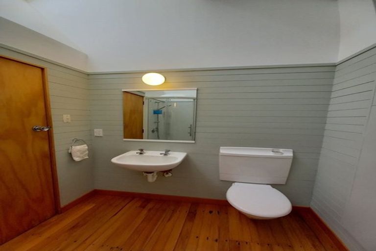 Photo of property in 89 Black Rock Road, Newlands, Wellington, 6037