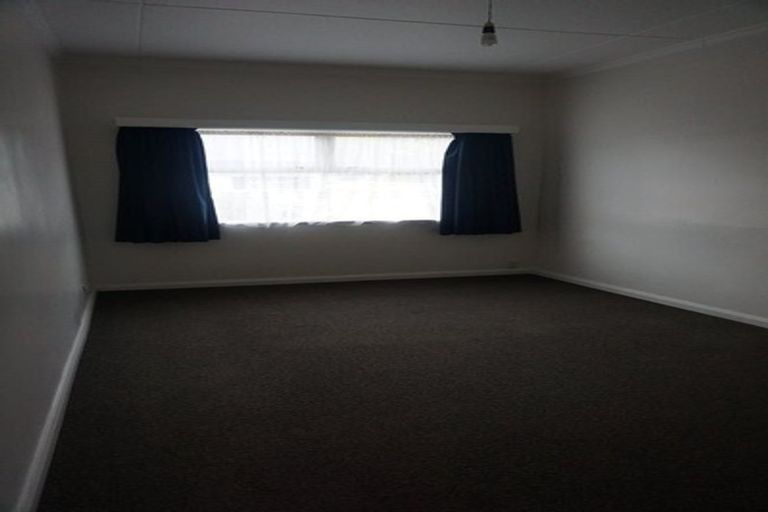Photo of property in 28 Linton Street, Palmerston North, 4410