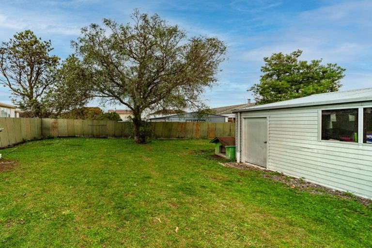 Photo of property in 19 Mccarthy Terrace, Waipukurau, 4200