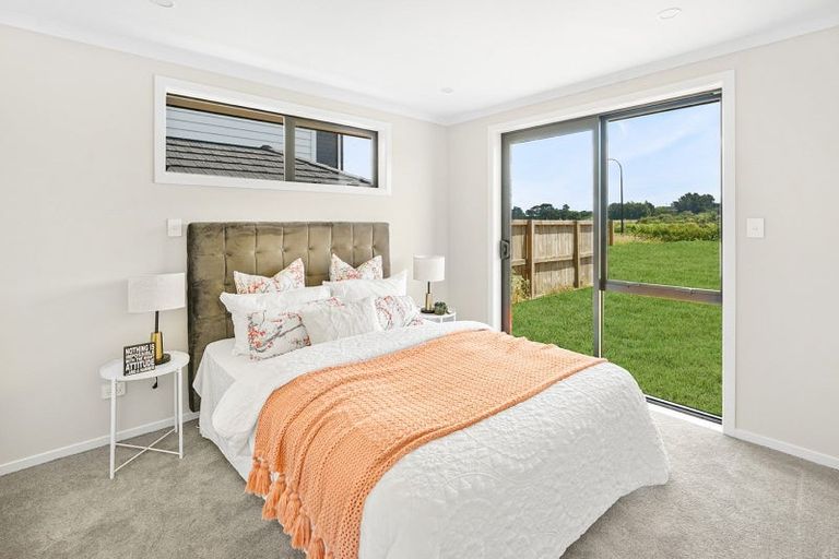 Photo of property in 1/3 Tiro Place