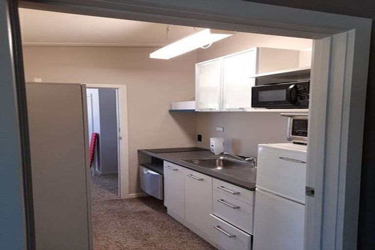 Photo of property in 176c Fitzherbert Avenue, West End, Palmerston North, 4410