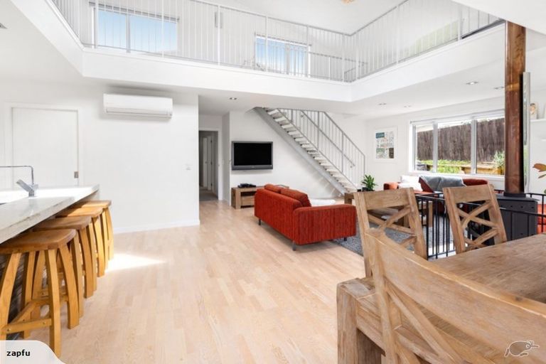 Photo of property in 13 Magnolia Place, Frankton, Queenstown, 9300