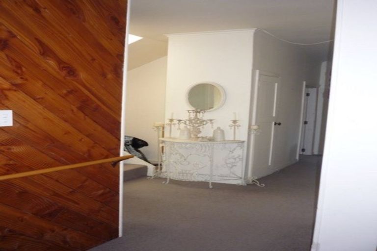 Photo of property in 70 Norwood Road, Bayswater, Auckland, 0622