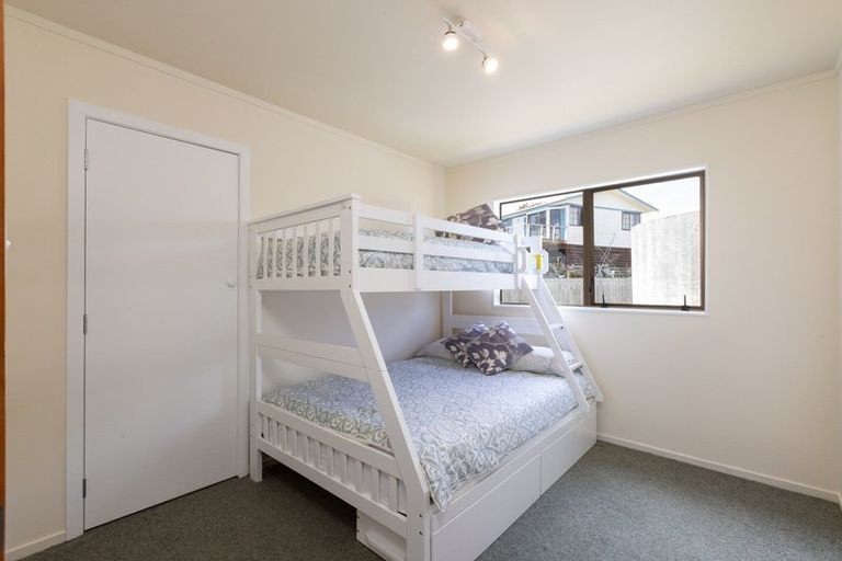 Photo of property in 34 Omaha Drive, Omaha, 0986