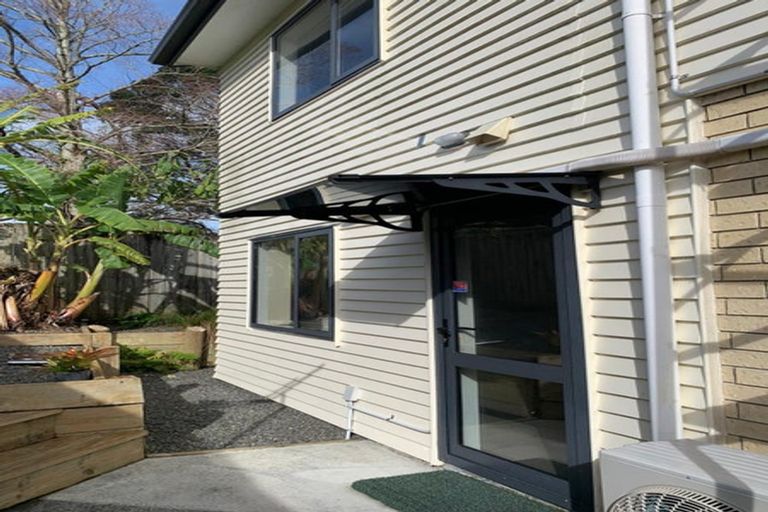 Photo of property in 45j Brandon Road, Glen Eden, Auckland, 0602