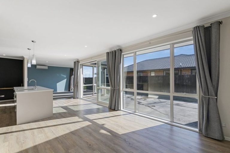 Photo of property in 4 Andesite Drive, Rolleston, 7614