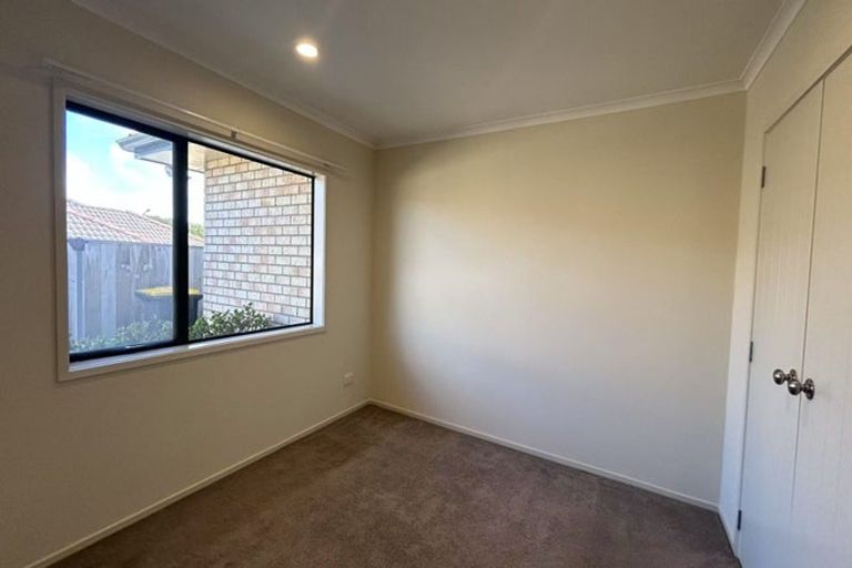 Photo of property in 3 Reinheimer Place, Flat Bush, Auckland, 2016