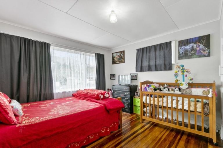 Photo of property in 47 Wellington Road, Wainuiomata, Lower Hutt, 5014