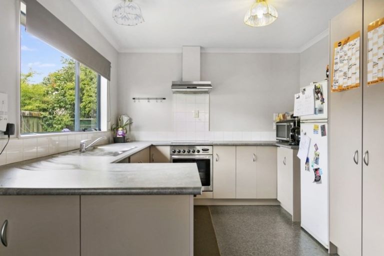 Photo of property in 2/10 Elizabeth Street, Tauhara, Taupo, 3330