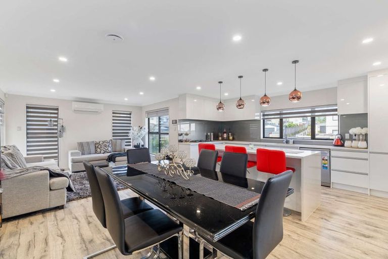 Photo of property in 14a Charntay Avenue, Clover Park, Auckland, 2019