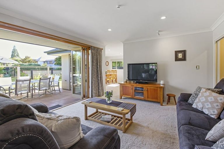 Photo of property in 9a Harrod Place, Rangiora, 7400
