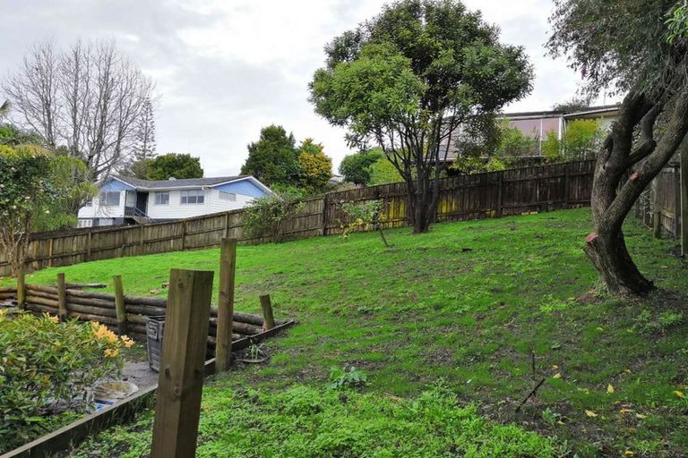 Photo of property in 38 Regency Place, Sunnynook, Auckland, 0632