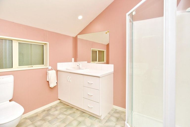 Photo of property in 13 Grange View, Woodend, 7610