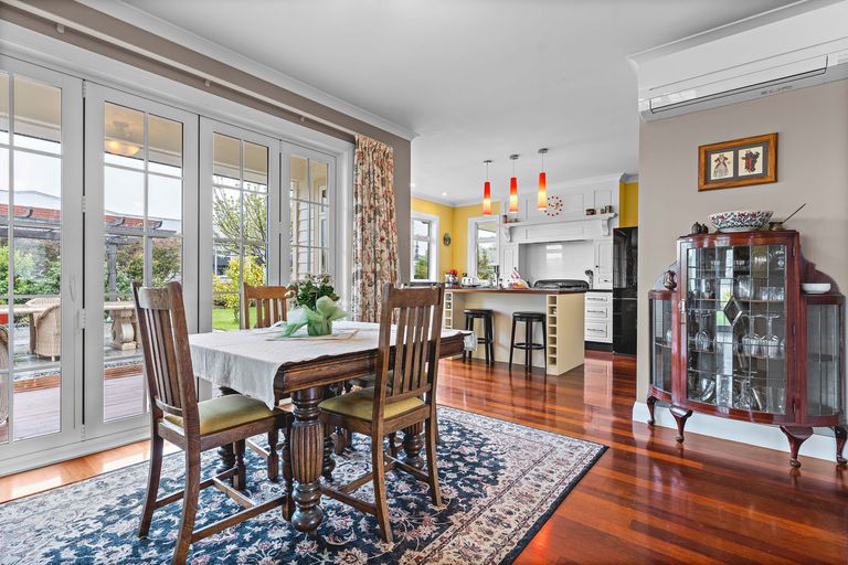 Photo of property in 40a Richmond Road, Carterton, 5713