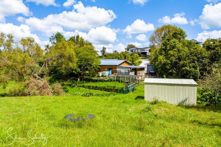 Photo of property in 9 Bickerstaffe Road, Maungaturoto, 0520