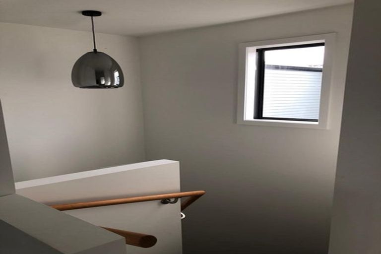 Photo of property in 18 Bei Road, Papakura, 2110