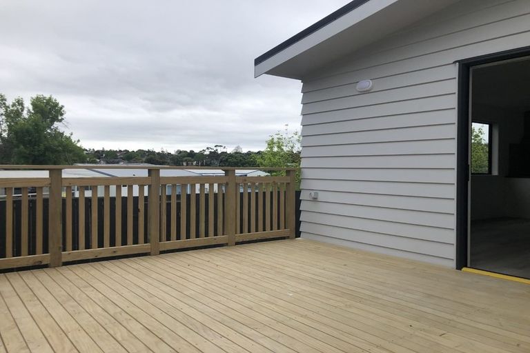 Photo of property in 106 Archers Road, Glenfield, Auckland, 0629