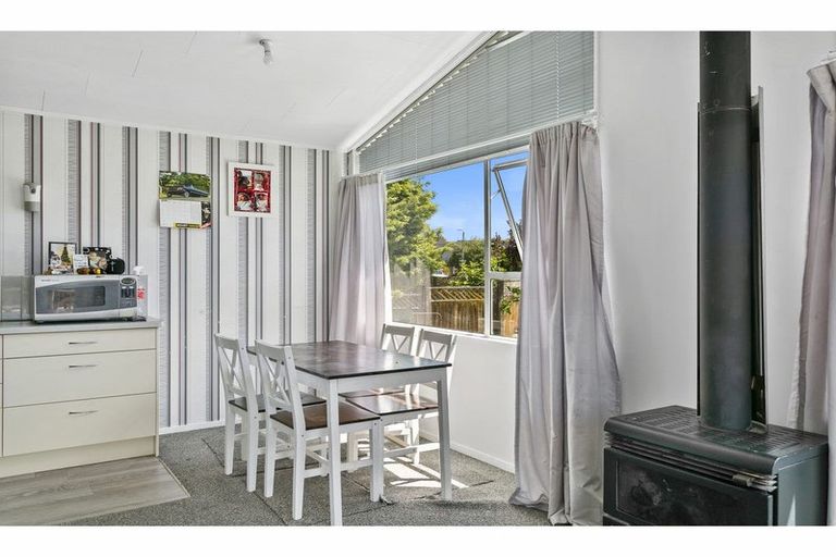 Photo of property in 54 Richmond Avenue, Richmond Heights, Taupo, 3330