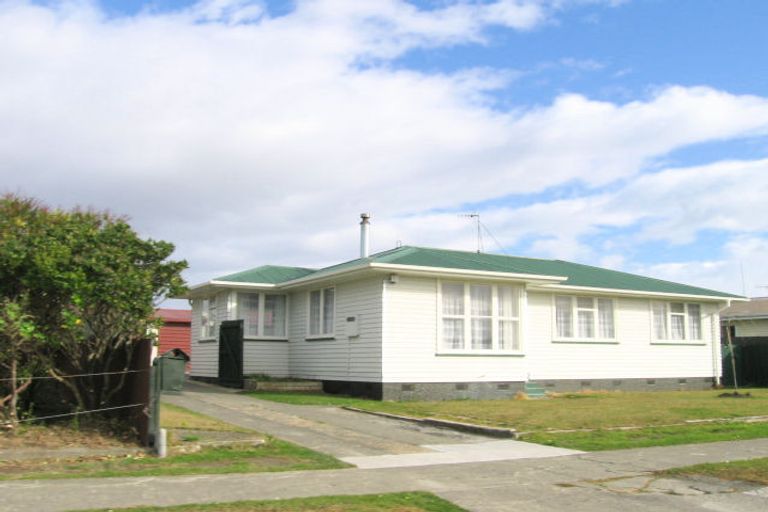 Photo of property in 9 Skerrett Crescent, Tamatea, Napier, 4112