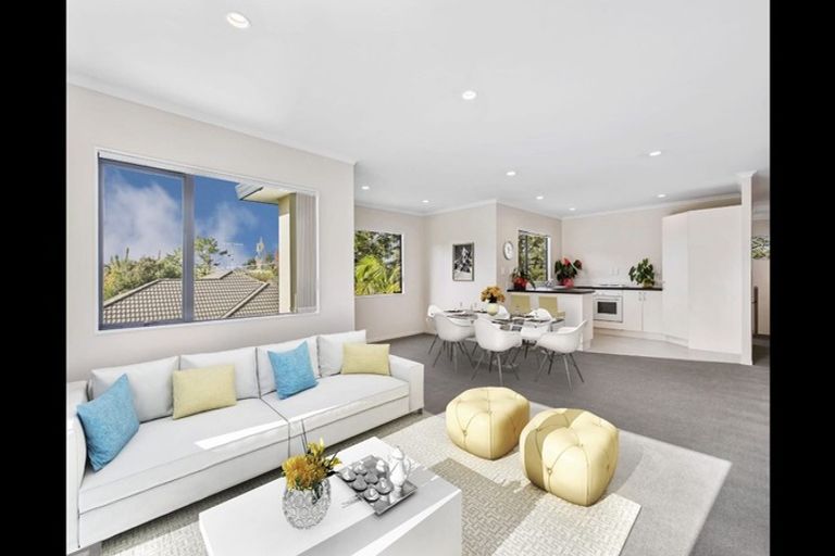 Photo of property in 25 Quincey Place, Massey, Auckland, 0614