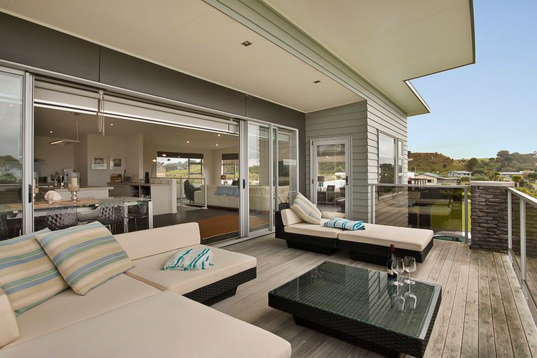 Photo of property in 303 Big Bay Road, Manukau Heads, Waiuku, 2684